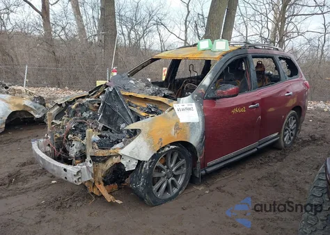 2014 Nissan Pathfinder Sl z USA, uszkodzony, nr VIN 5N1AR2MN1EC601737